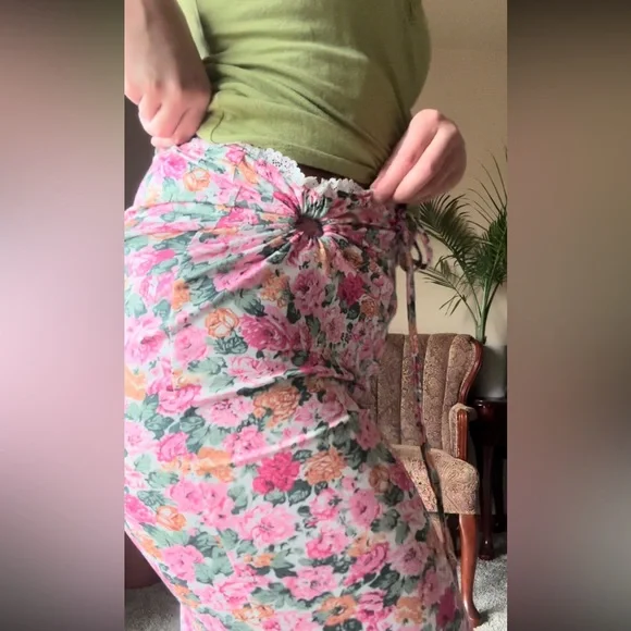 Floral Pink and Green Skirt with camisole - Picture 4 of 4